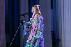 Второй семейный театральный фестиваль «Вешалка»